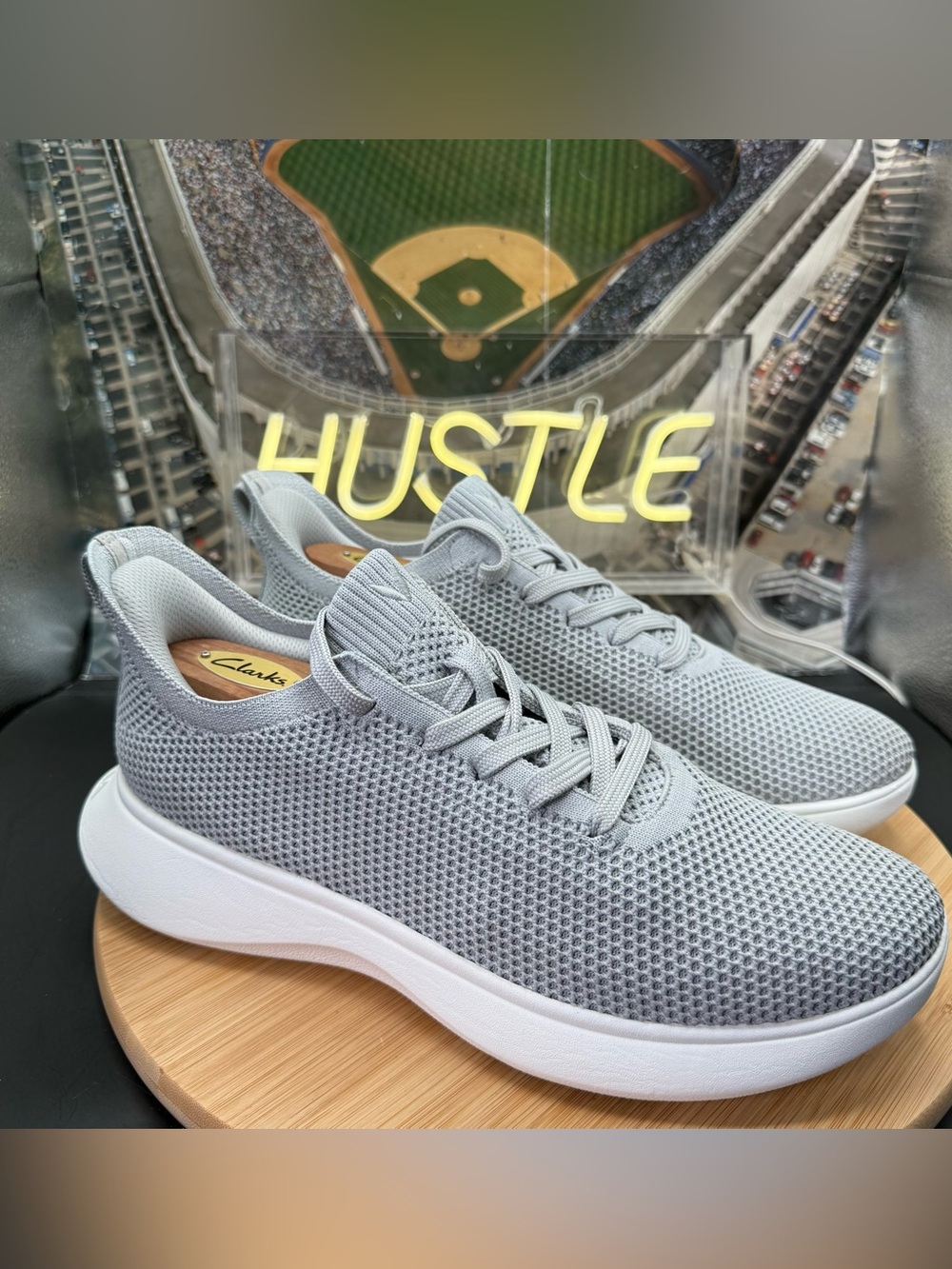 VIVAIA Unisex Sneaker Sliders (Urban) Mesh Light Grey Mens 9/ Womens 10.5